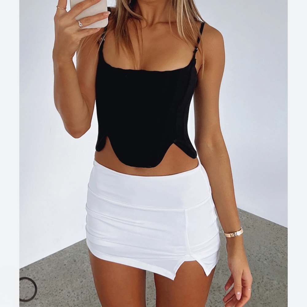 White Fox Act Brand New Skort - White